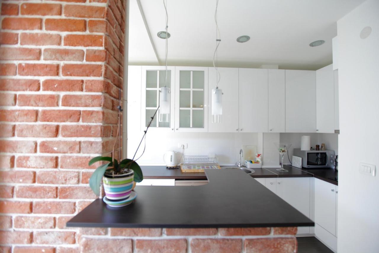 Brick Apartment On Macedonia Pedestrian Street 스코페 외부 사진