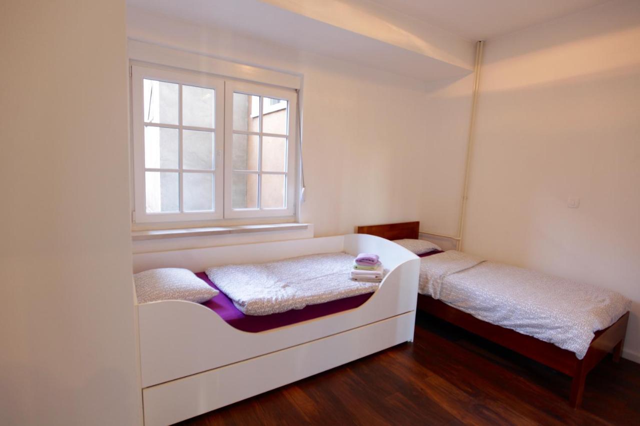 Brick Apartment On Macedonia Pedestrian Street 스코페 외부 사진