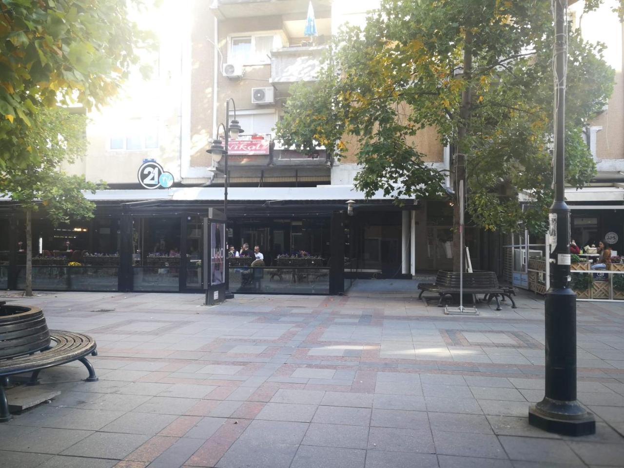 Brick Apartment On Macedonia Pedestrian Street 스코페 외부 사진